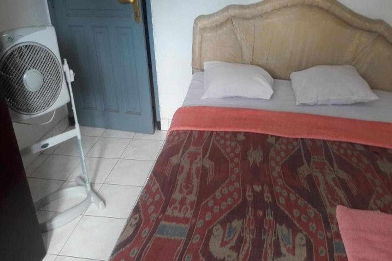 Hotel Airlangga マタラム エクステリア 写真